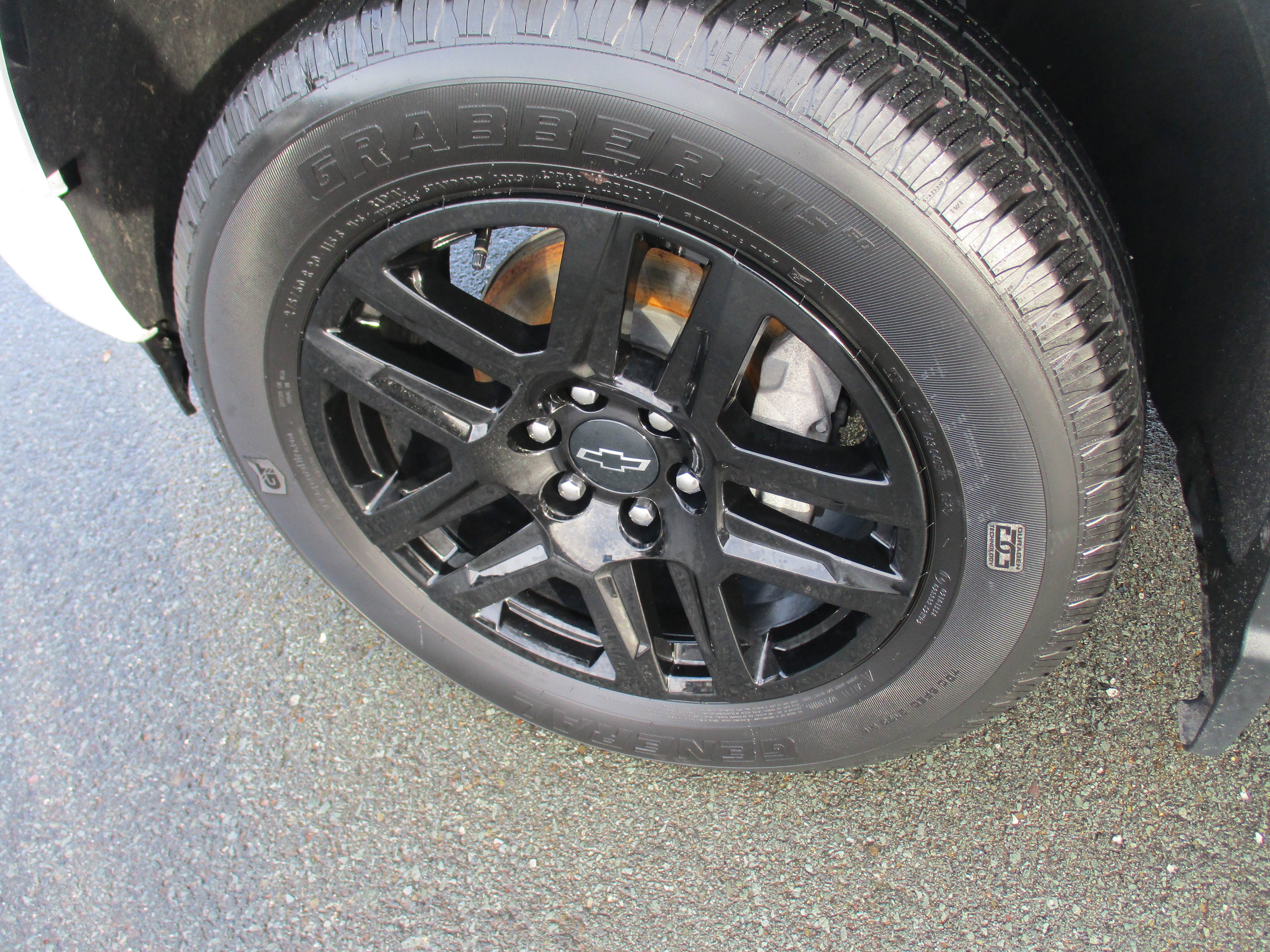 Used 2023 Chevrolet Silverado 1500 Custom w/ LPO, Dark Essentials Package image 9