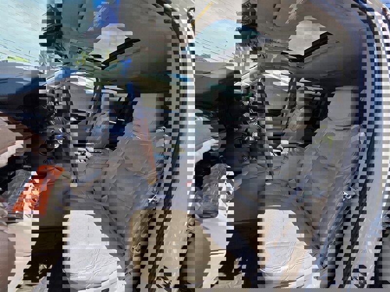 Used 2015 Cadillac Escalade ESV Luxury RWD image 12