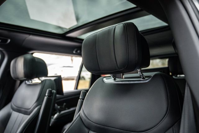 Used 2023 Land Rover Range Rover Long Wheelbase Autobiography image 47