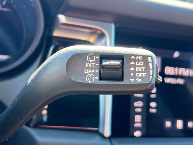 Used 2022 Porsche Macan S image 29