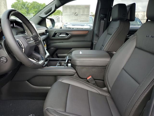 New 2026 GMC Yukon Denali w/ Denali Reserve Package AWD/4WD image 19