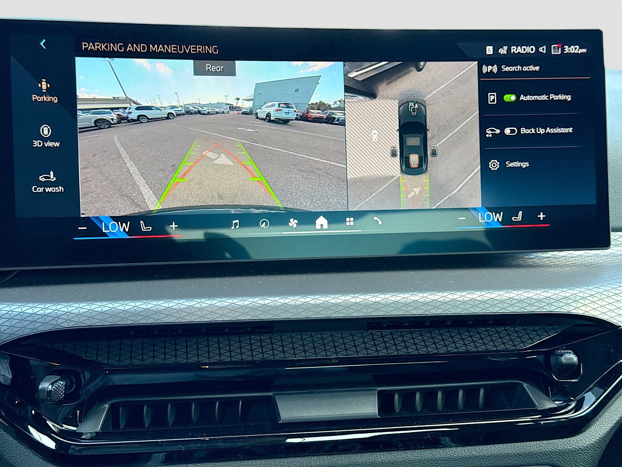 New 2026 BMW 430i Coupe w/ Parking Assistance Package image 33