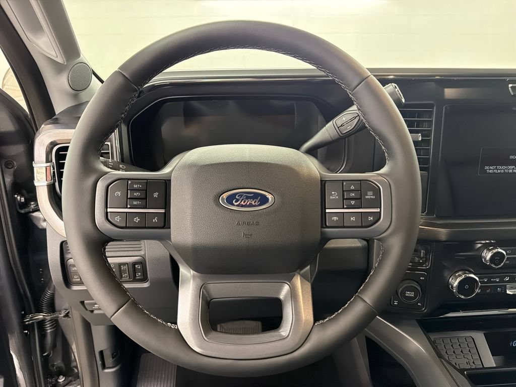 New 2026 Ford F250 Lariat w/ Chrome Package AWD/4WD image 17