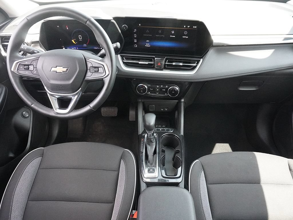 Used 2025 Chevrolet TrailBlazer LT w/ Convenience Package AWD/4WD image 36