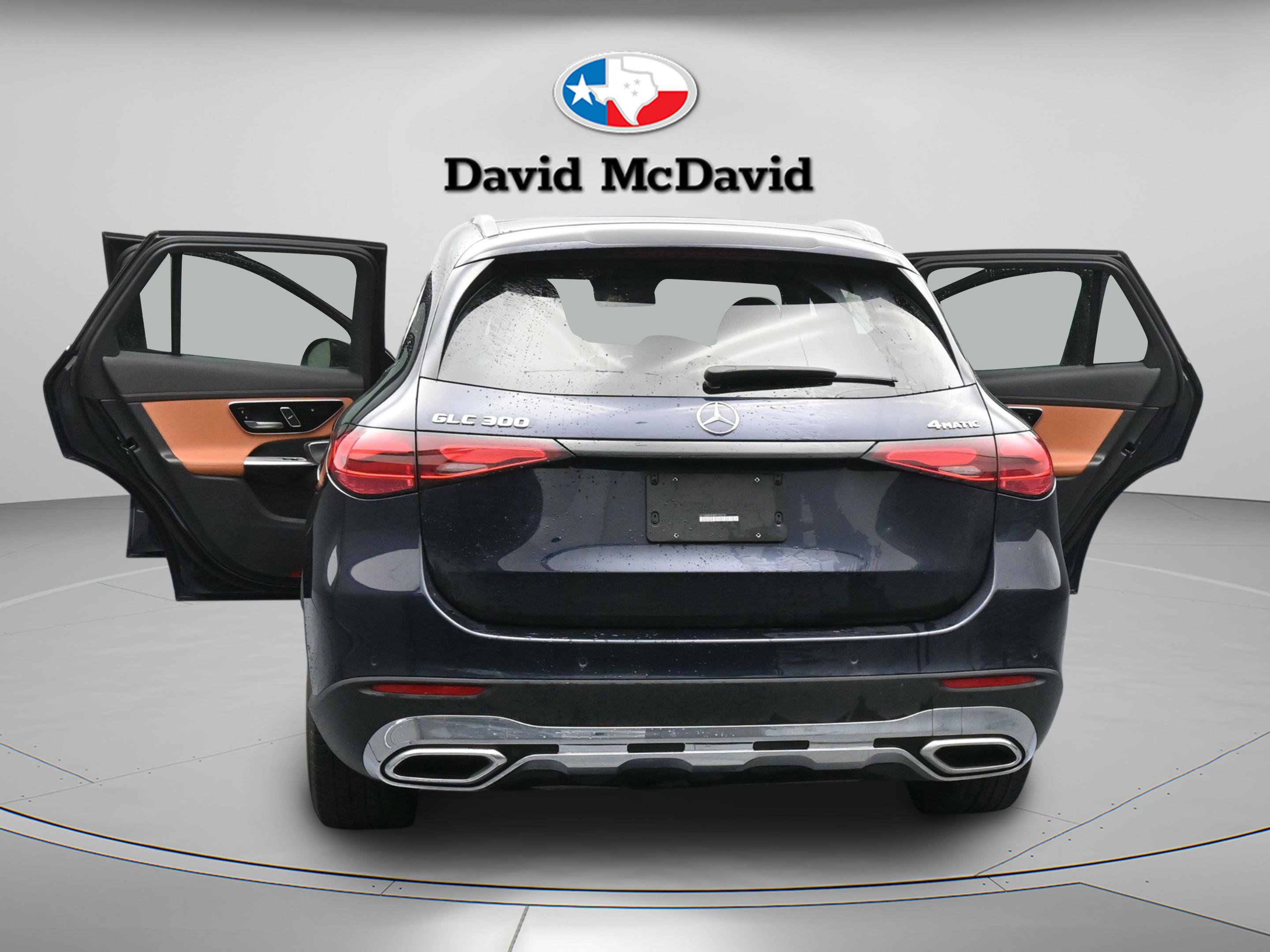 Used 2023 Mercedes-Benz GLC 300 4MATIC w/ Exclusive Trim Package image 35