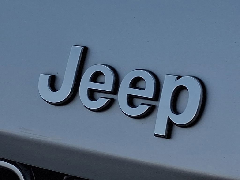 Used 2022 Jeep Grand Cherokee Summit image 31