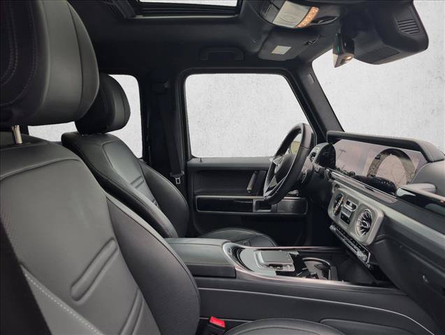 Used 2025 Mercedes-Benz G 550 image 29