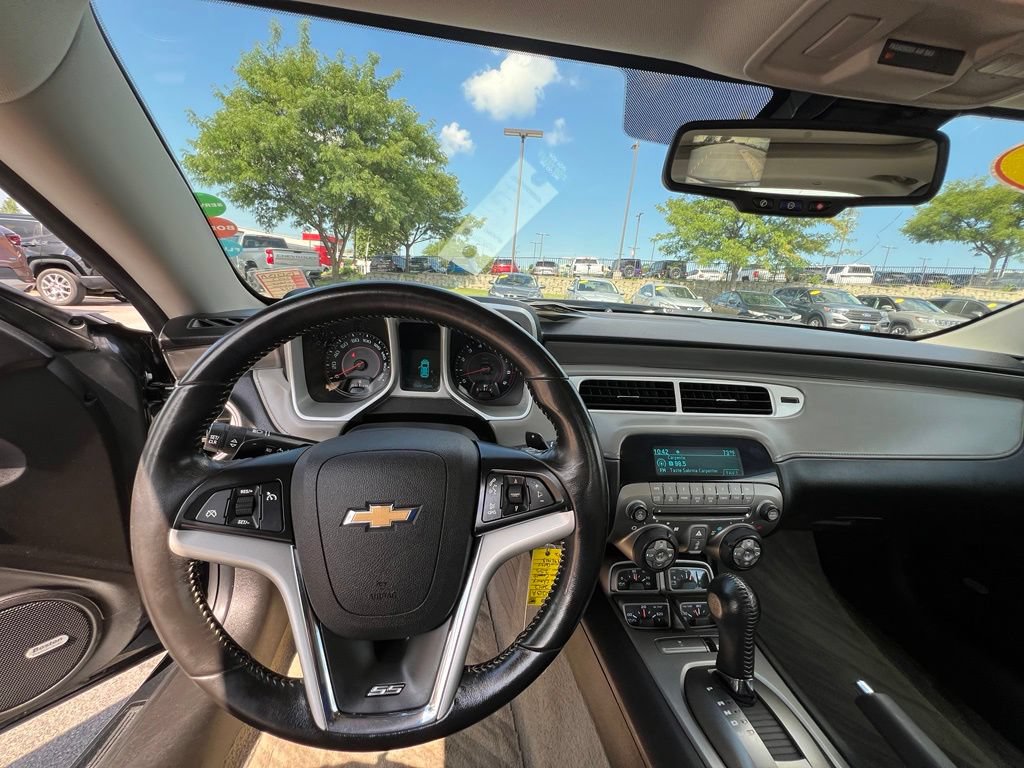 Used 2012 Chevrolet Camaro SS RWD image 36