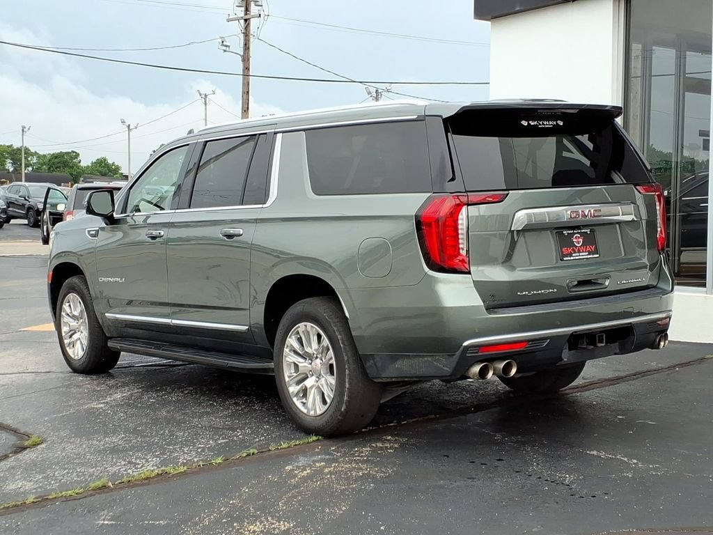 Used 2023 GMC Yukon XL Denali AWD/4WD image 6
