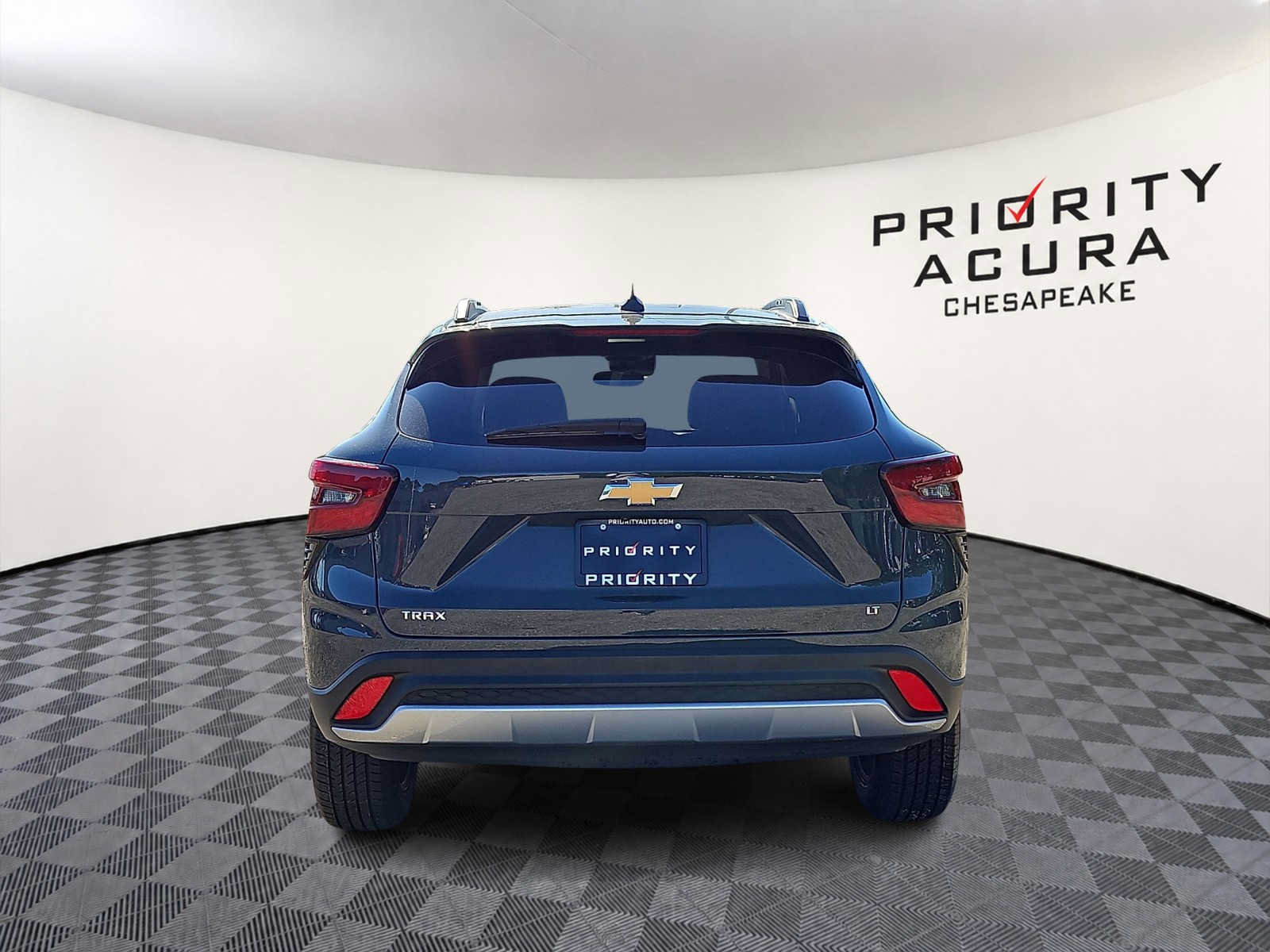 Used 2025 Chevrolet Trax LT FWD image 5