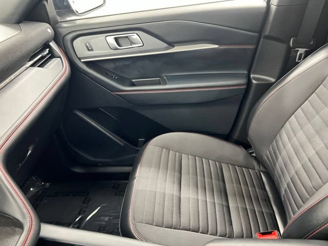 Used 2025 Ford Explorer ST-Line w/ Premium Package AWD/4WD image 20