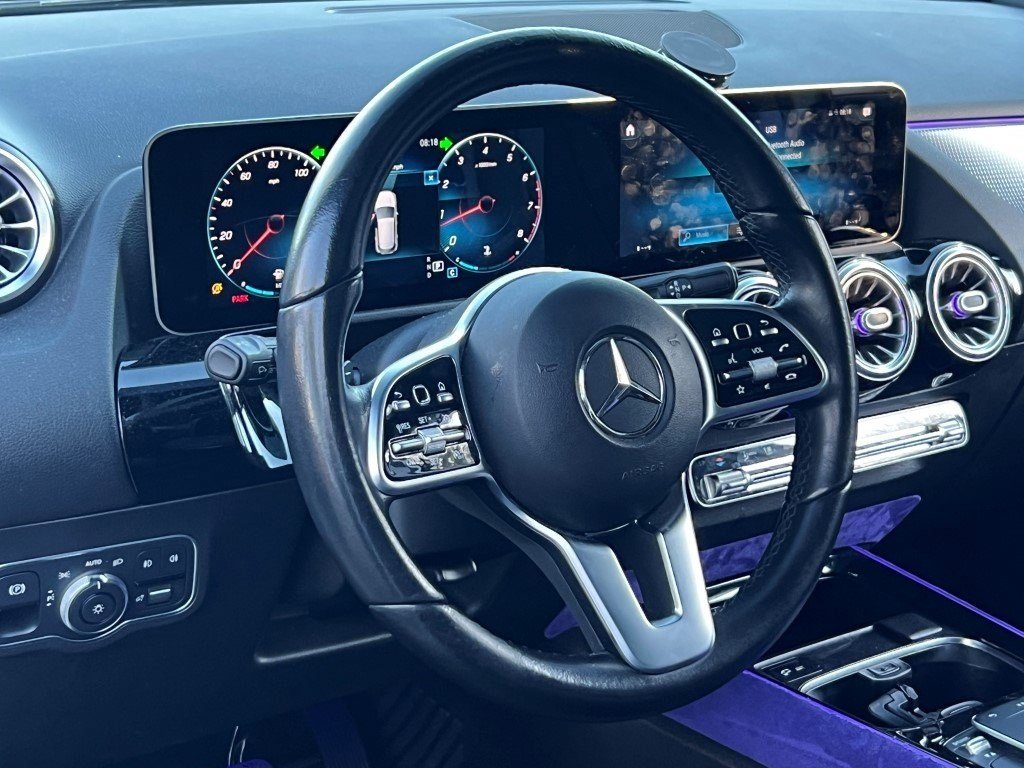 Used 2021 Mercedes-Benz GLA 250 4MATIC w/ Premium Package image 22