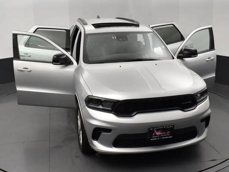 Used 2024 Dodge Durango GT AWD/4WD image 10
