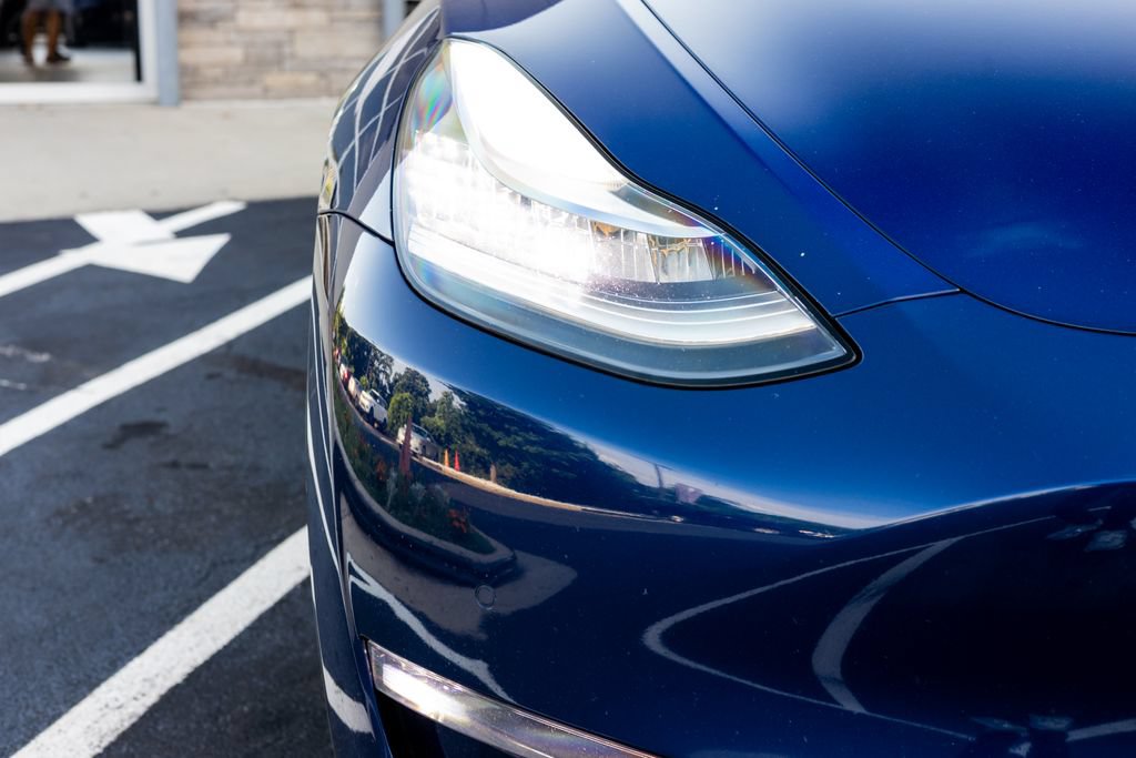 Used 2022 Tesla Model Y Long Range AWD/4WD image 8
