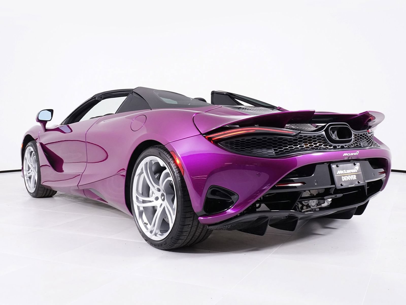 New 2026 McLaren 750S Spider RWD image 20