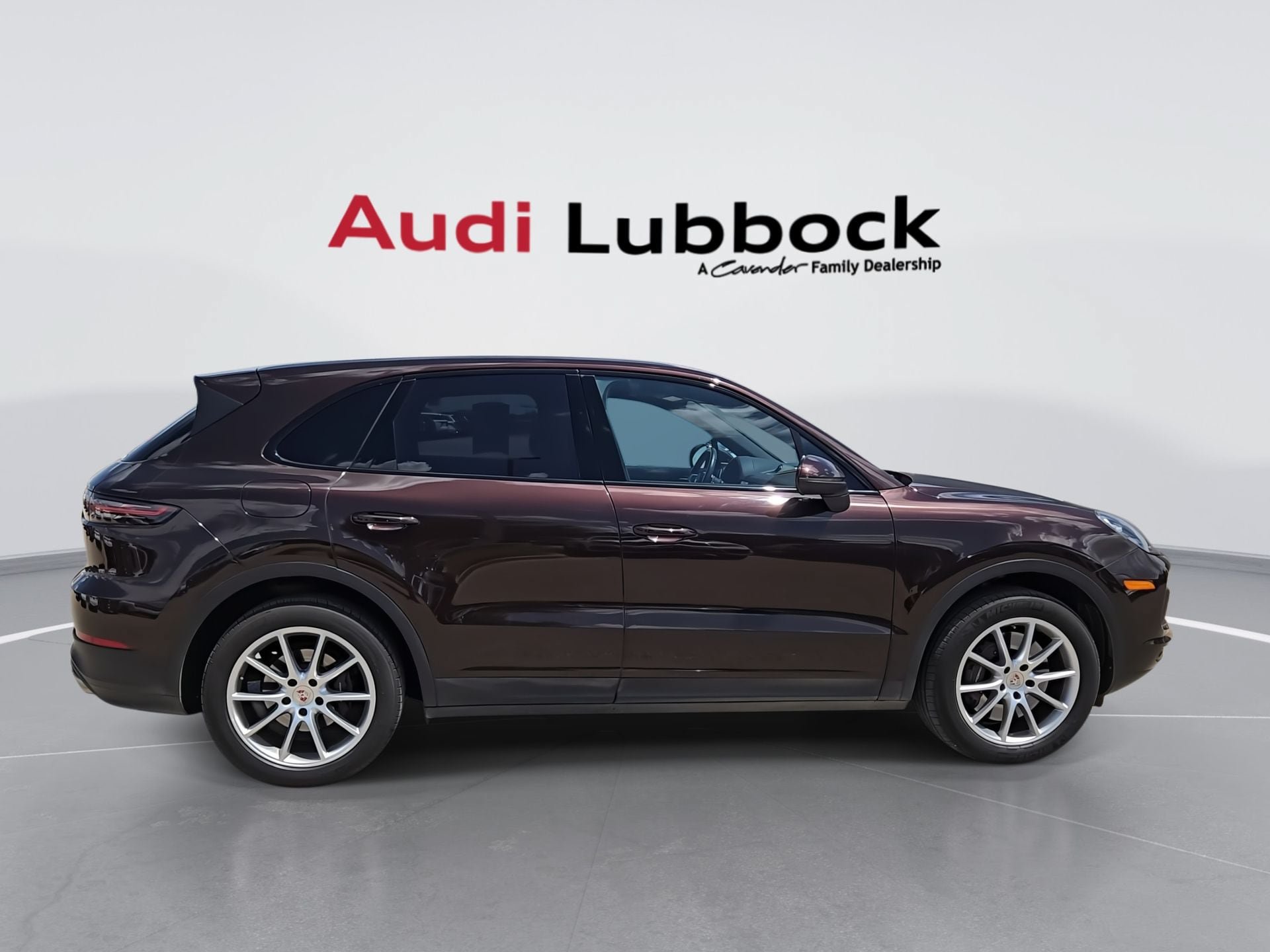 Used 2021 Porsche Cayenne AWD/4WD image 9