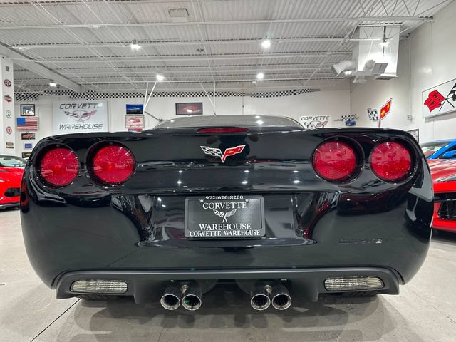 Used 2005 Chevrolet Corvette Coupe w/ Preferred Equipment Group RWD image 21