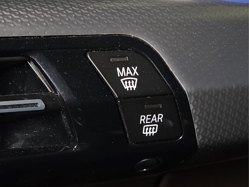 Used 2024 BMW X2 M35i AWD/4WD image 22