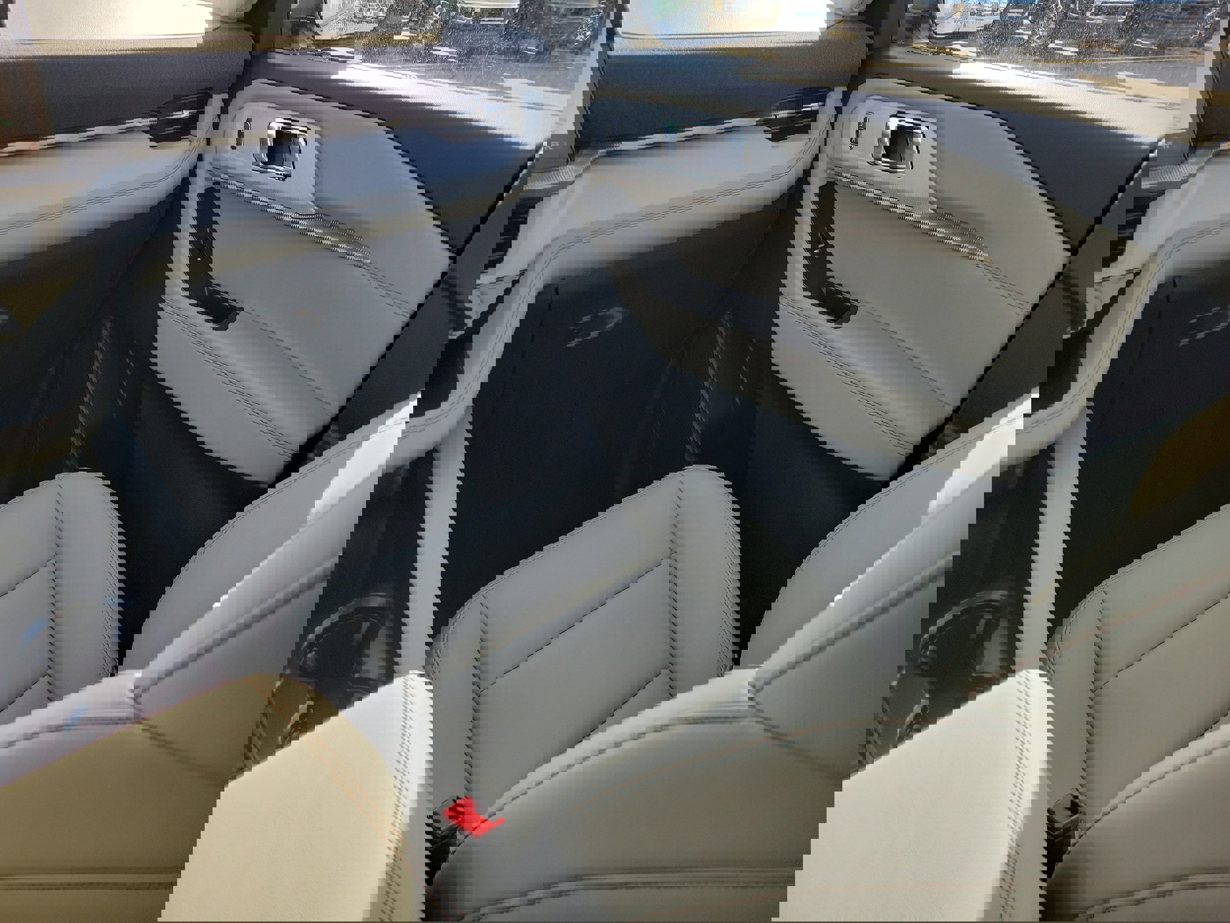 New 2026 Ford Explorer Active w/ Active Comfort Package image 16