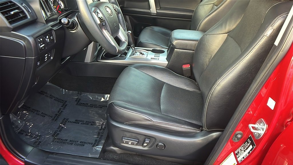 Used 2022 Toyota 4Runner Limited image 13