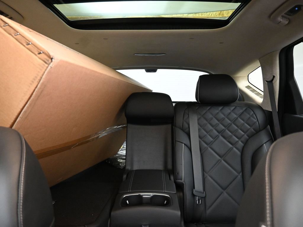 Used 2025 Genesis GV80 3.5T Prestige image 36