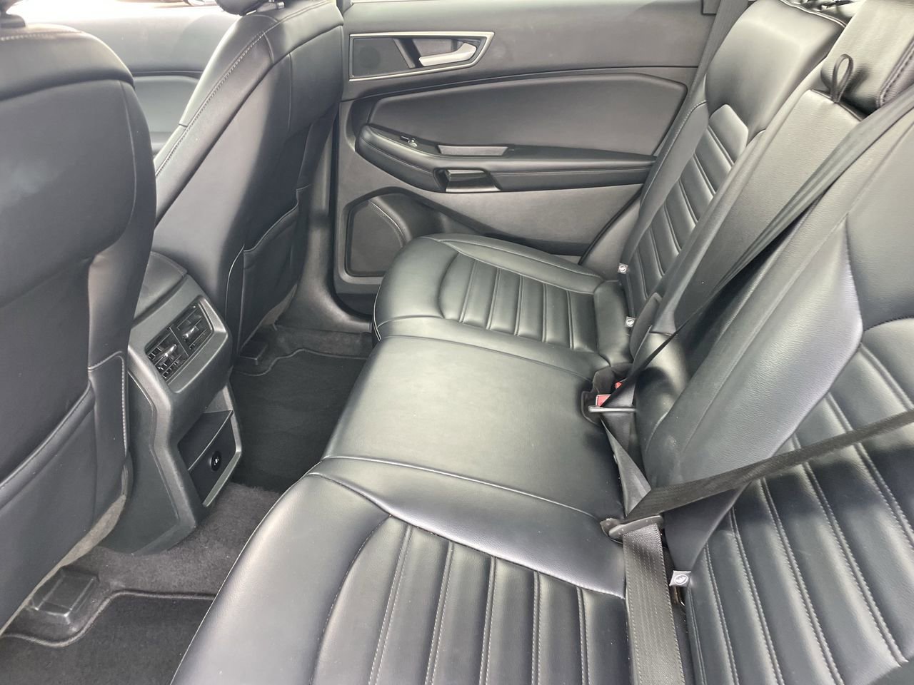 Certified 2024 Ford Edge SEL image 13