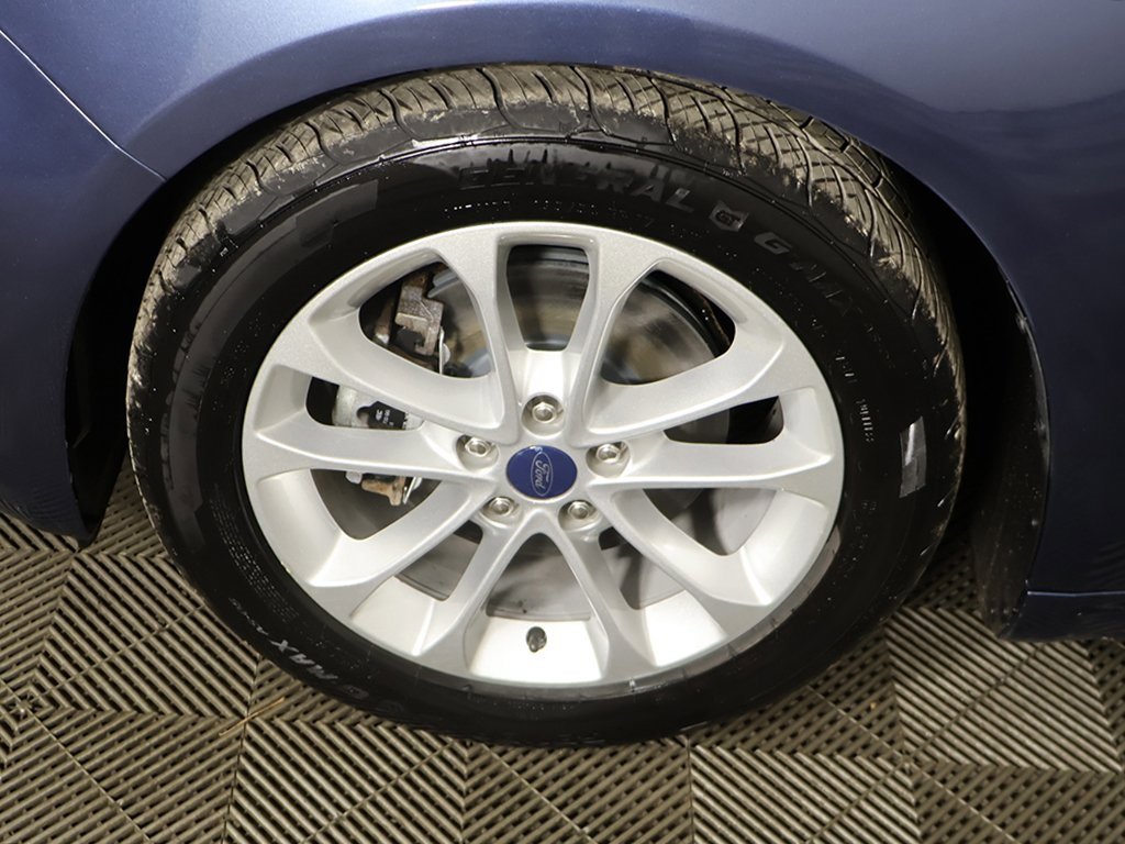 Used 2019 Ford Fusion SEL image 17