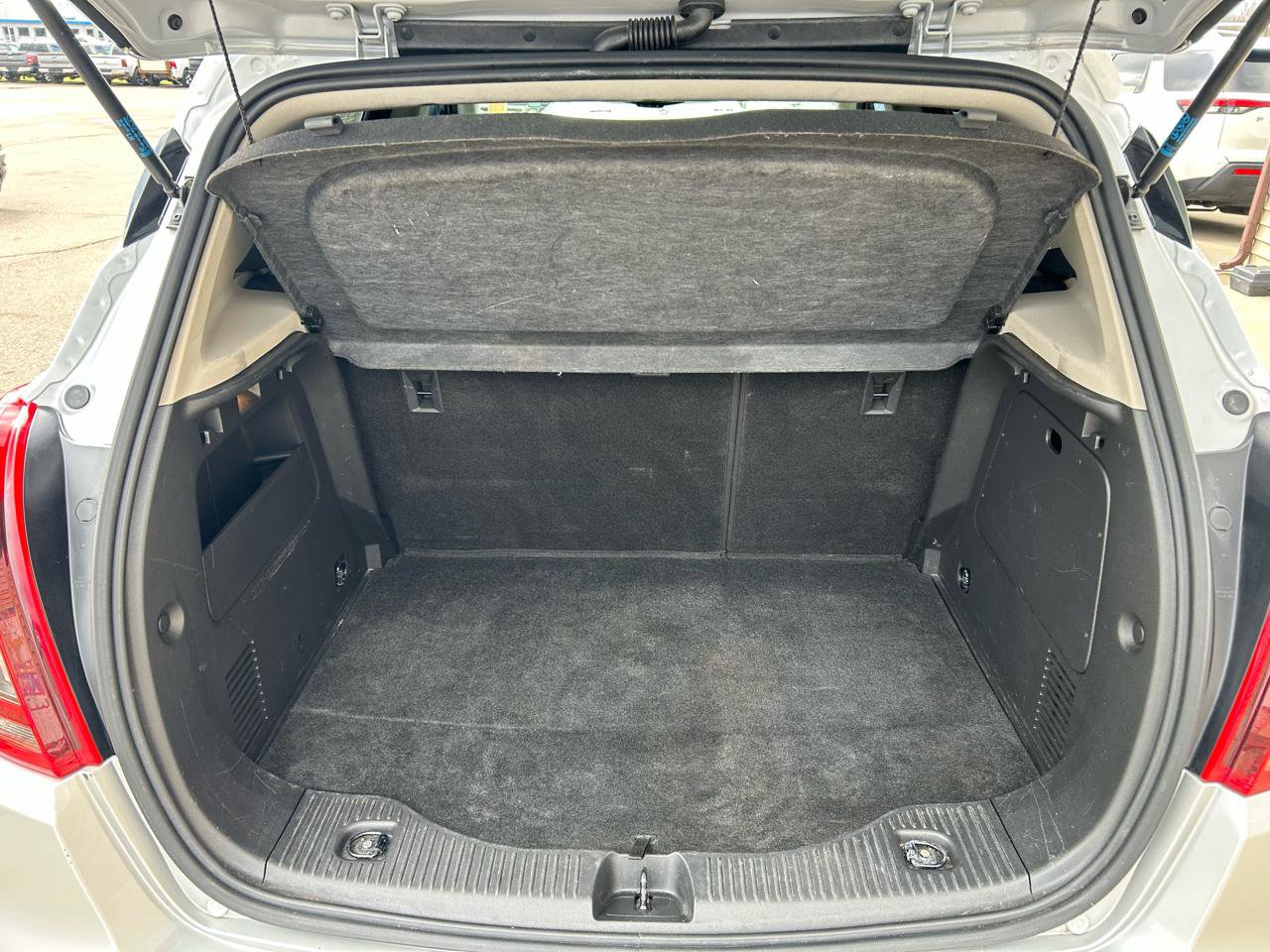 Used 2019 Buick Encore Preferred FWD image 17