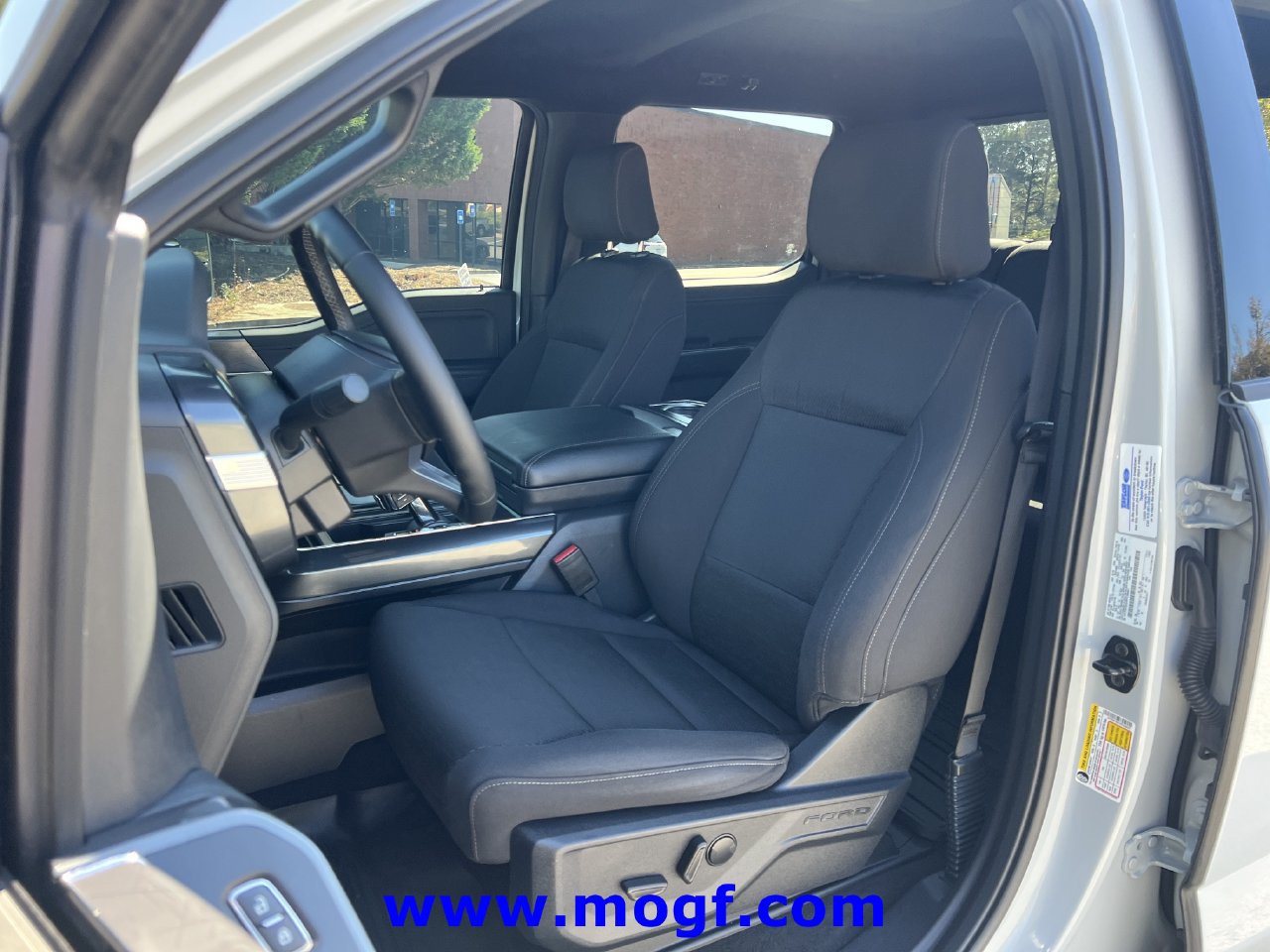 Used 2023 Ford F150 XLT w/ Equipment Group 302A High AWD/4WD image 18