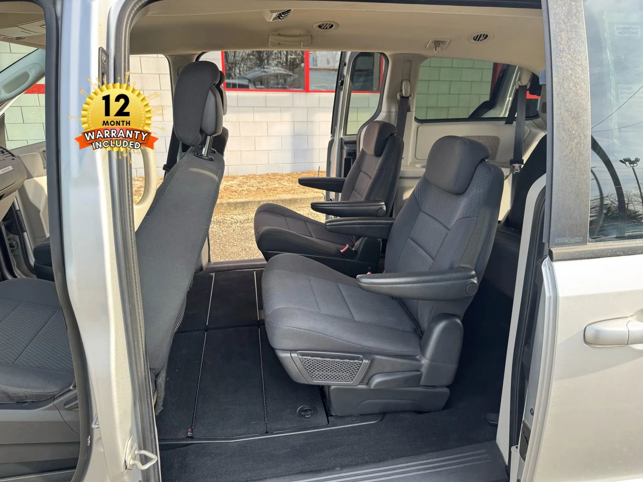 Used 2010 Dodge Grand Caravan SE w/ Climate Group image 14