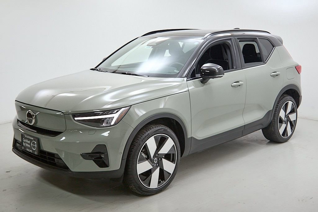 Certified 2023 Volvo XC40 Recharge Ultimate image 6
