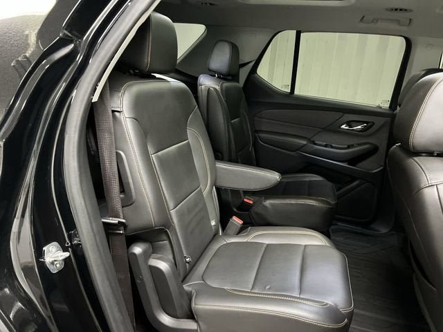 Certified 2020 Chevrolet Traverse LT w/ LT Premium Package AWD/4WD image 28