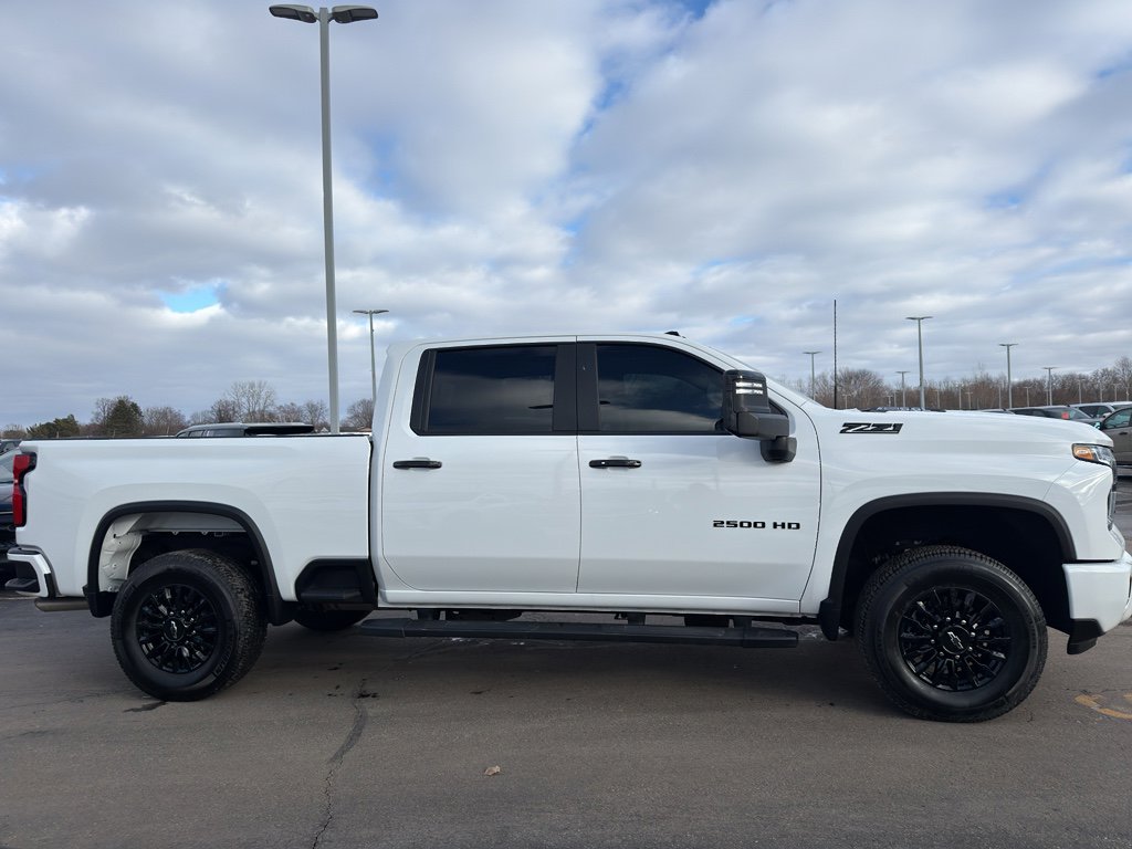 Used 2024 Chevrolet Silverado 2500 LT w/ Z71 Sport Edition image 4