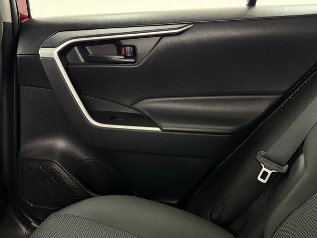 Used 2025 Toyota RAV4 LE image 33