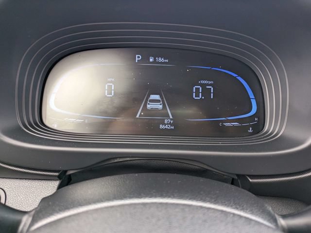 Used 2025 Hyundai Venue SE FWD image 24