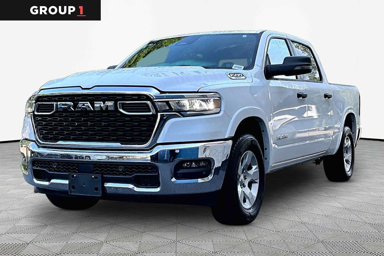 Used 2025 RAM 1500 Big Horn AWD/4WD image 1
