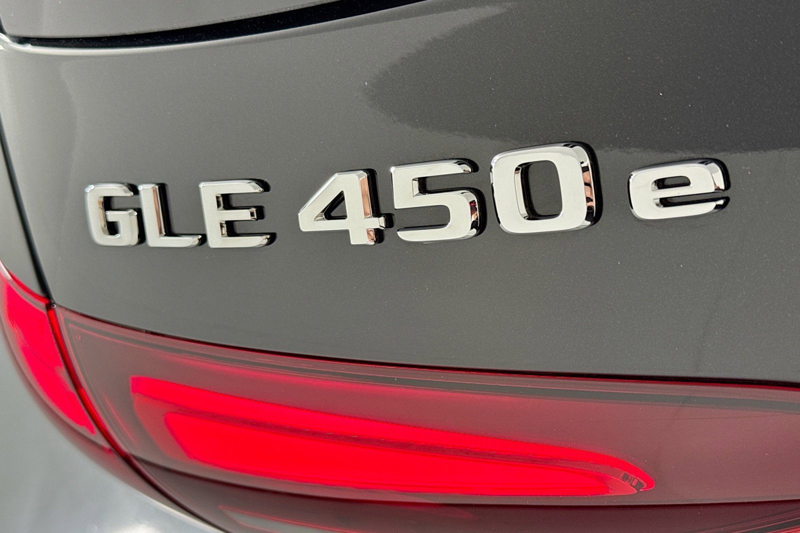 Certified 2025 Mercedes-Benz GLE 450e 4MATIC image 10