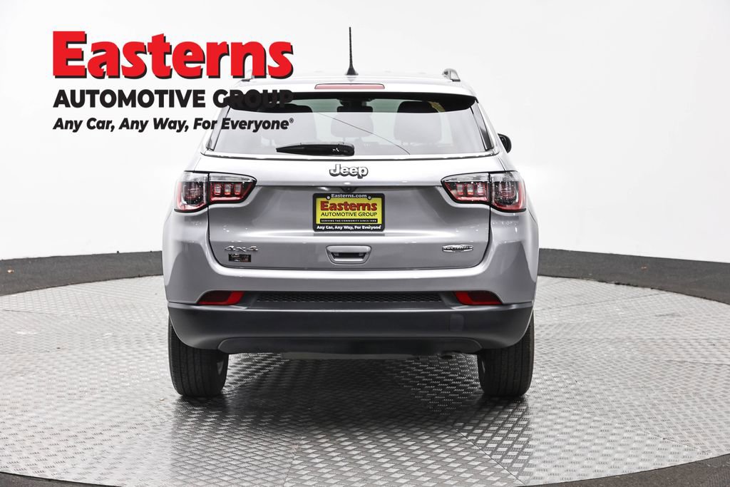 Used 2022 Jeep Compass Latitude w/ Convenience Group AWD/4WD image 6