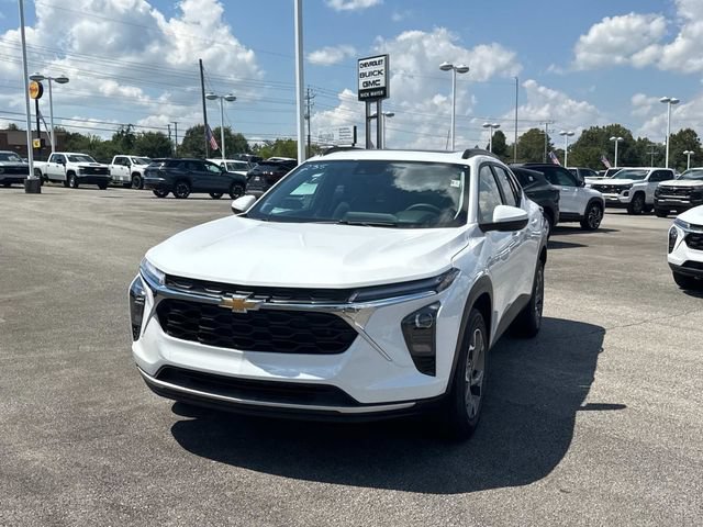 New 2026 Chevrolet Trax LT w/ Sunroof Package FWD image 8