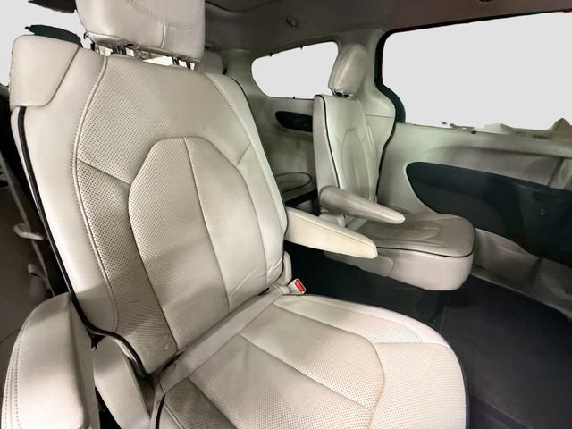Used 2021 Chrysler Pacifica Limited w/ Premium & Safety Sphere Group AWD/4WD image 29