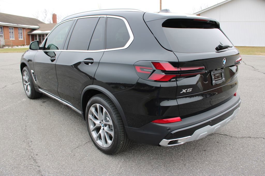 New 2026 BMW X5 xDrive40i w/ Executive Package image 6