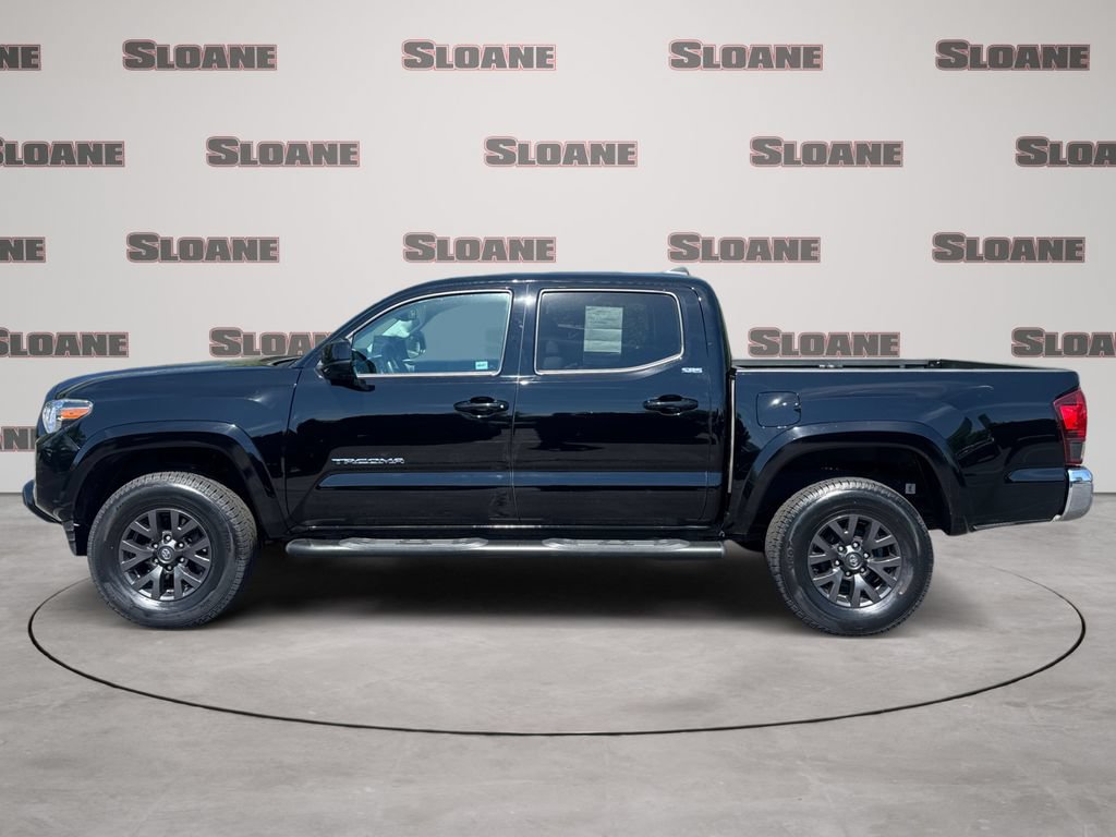 Used 2023 Toyota Tacoma SR5 AWD/4WD image 2