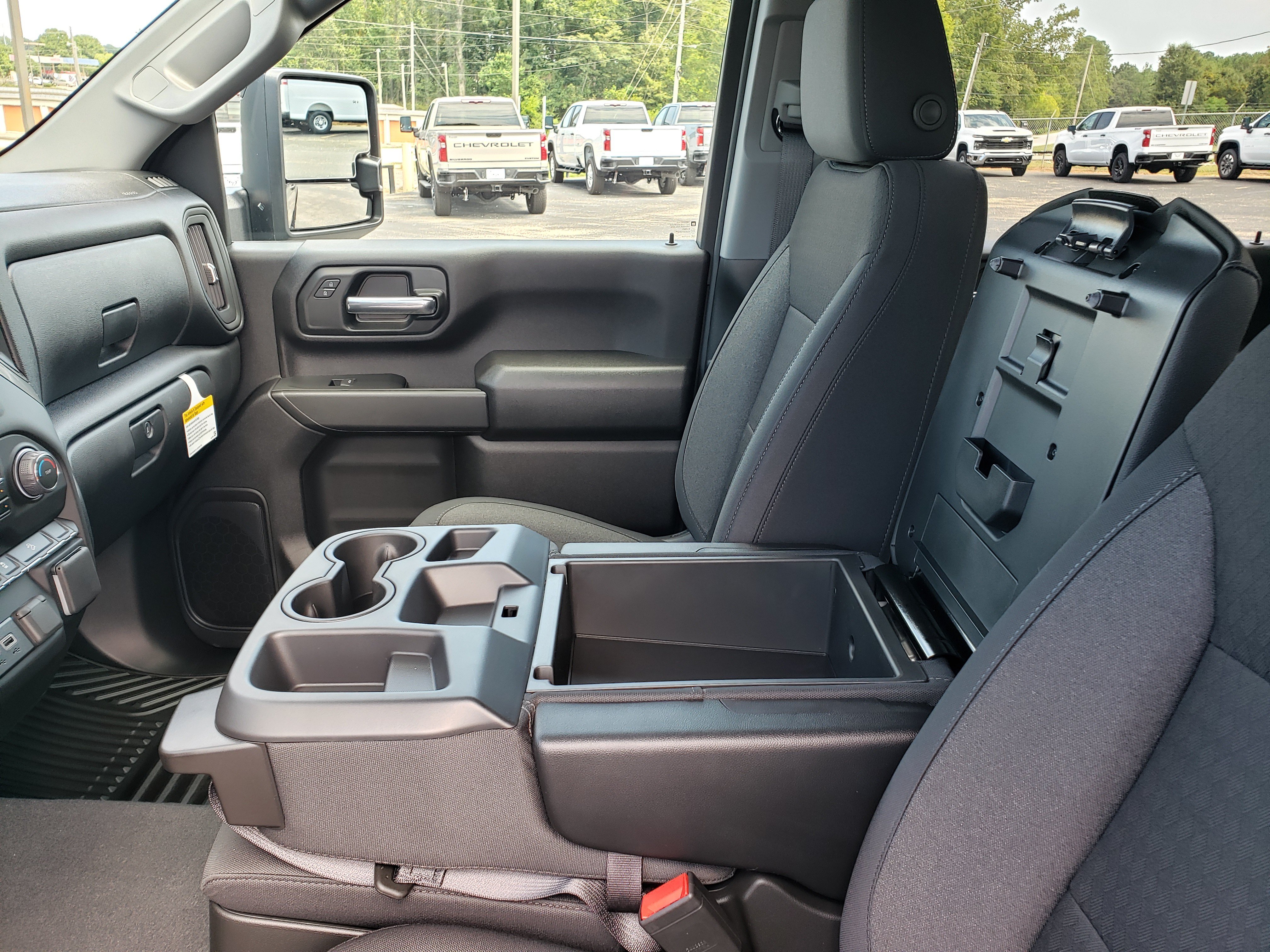 New 2026 Chevrolet Silverado 2500 Custom w/ Custom Value Package AWD/4WD image 25