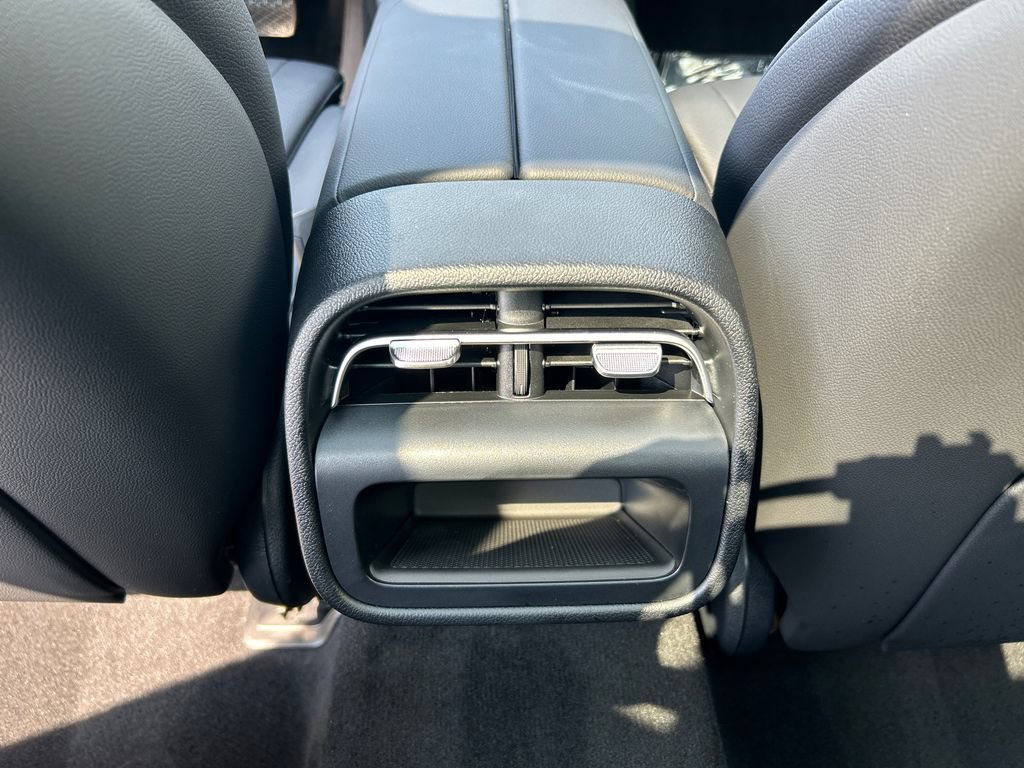 New 2026 Mercedes-Benz E 350 4MATIC Sedan image 27