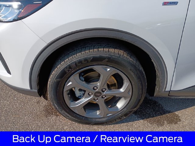 Used 2025 Ford Escape ST-Line Select AWD/4WD image 4