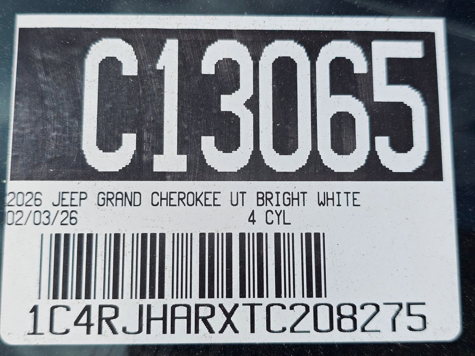 New 2026 Jeep Grand Cherokee Laredo image 10