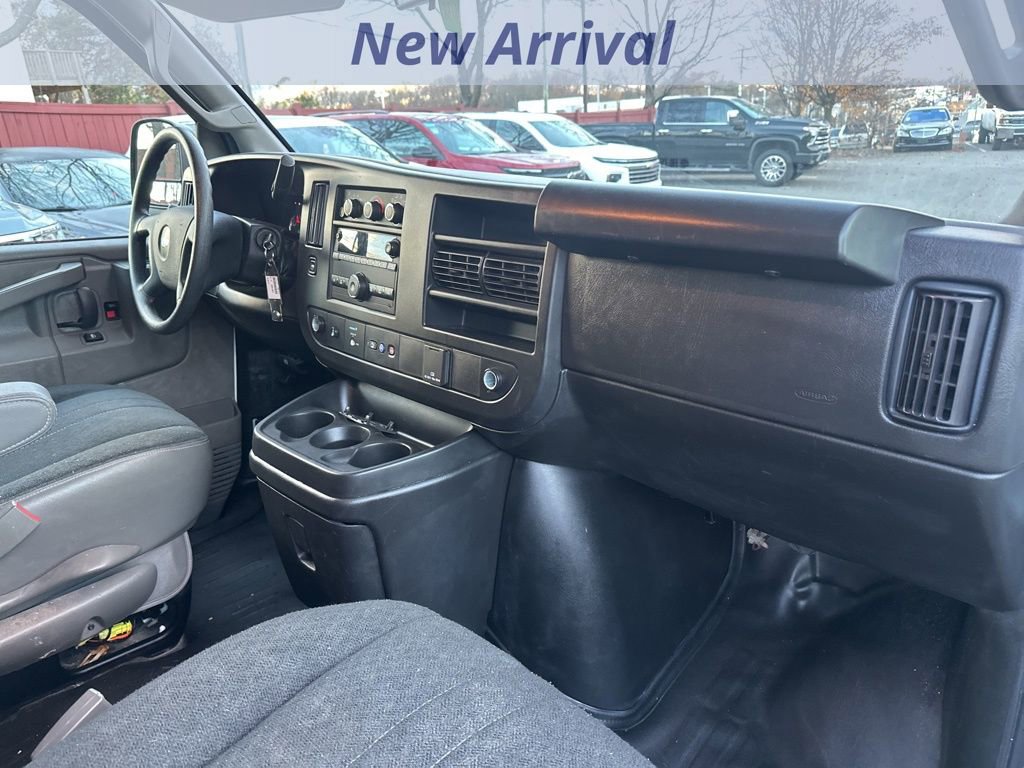 Certified 2023 Chevrolet Express 2500 w/ Driver Convenience Package image 7