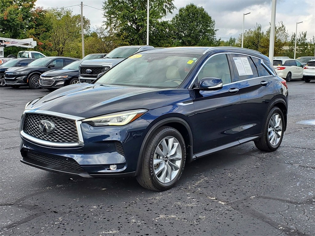Used 2021 INFINITI QX50 Essential w/ Convenience Package image 3