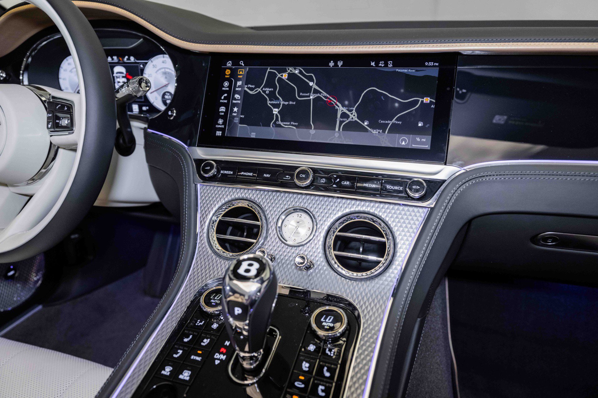 Used 2024 Bentley Continental GT Mulliner image 25