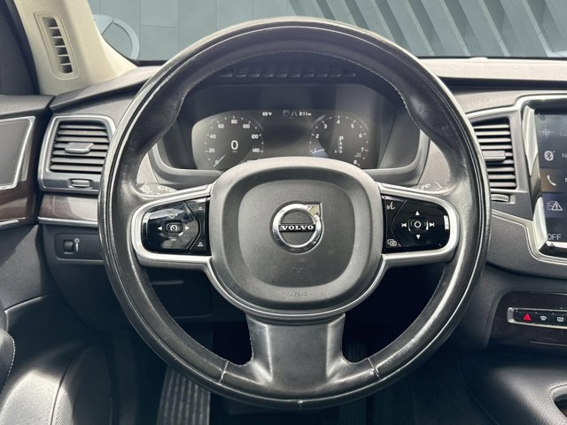 Used 2019 Volvo XC90 T6 Momentum w/ Protection Package Premier AWD/4WD image 14